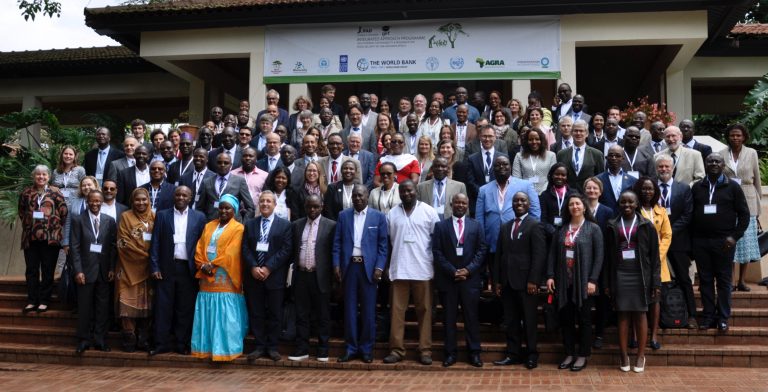 Les participants à l'atelier sur le programme pour une approche intégrée du FEM, organisé du 8 au 11 mai 2018 à Nairobi au Kenya. Photo : Centre international pour la recherche en agroforesterie/ Susan Onyango